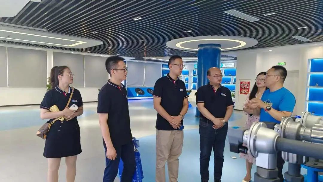 東方泰祺教育江蘇校區校長劉民成一行走訪我司進行考察交流