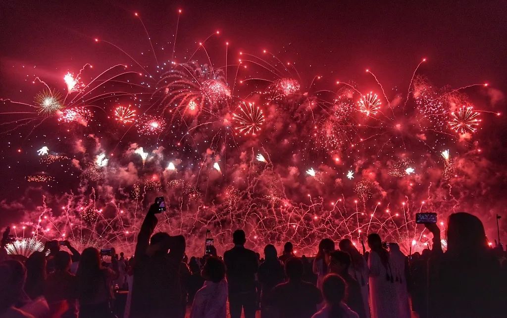 內蒙古煙花爆竹小貴,污染大氣添累贅