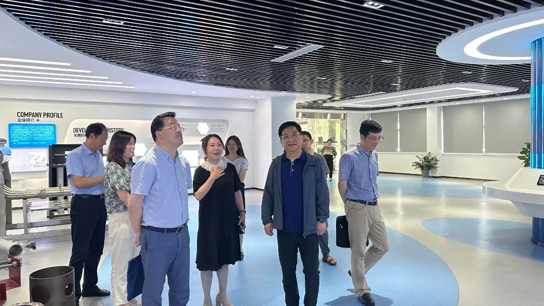 蘇州市人大常委會副主任、黨組副書記徐美健一行蒞臨我司參觀指導插圖1
