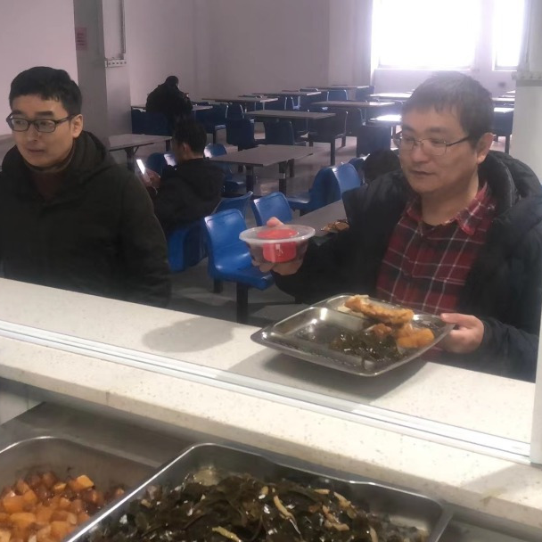 寒冬添暖 萬事“粥”全!協(xié)昌環(huán)保為員工送上愛心臘八粥插圖2 寒冬添暖 萬事“粥”全!協(xié)昌環(huán)保為員工送上愛心臘八粥插圖2