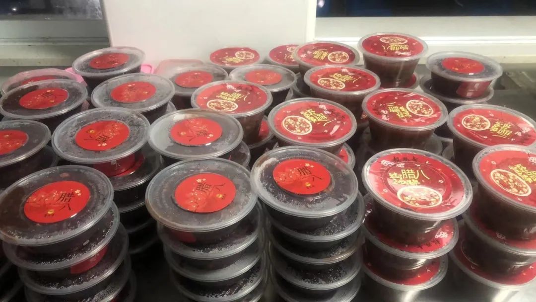 內(nèi)蒙古寒冬添暖 萬事“粥”全!協(xié)昌環(huán)保為員工送上愛心臘八粥