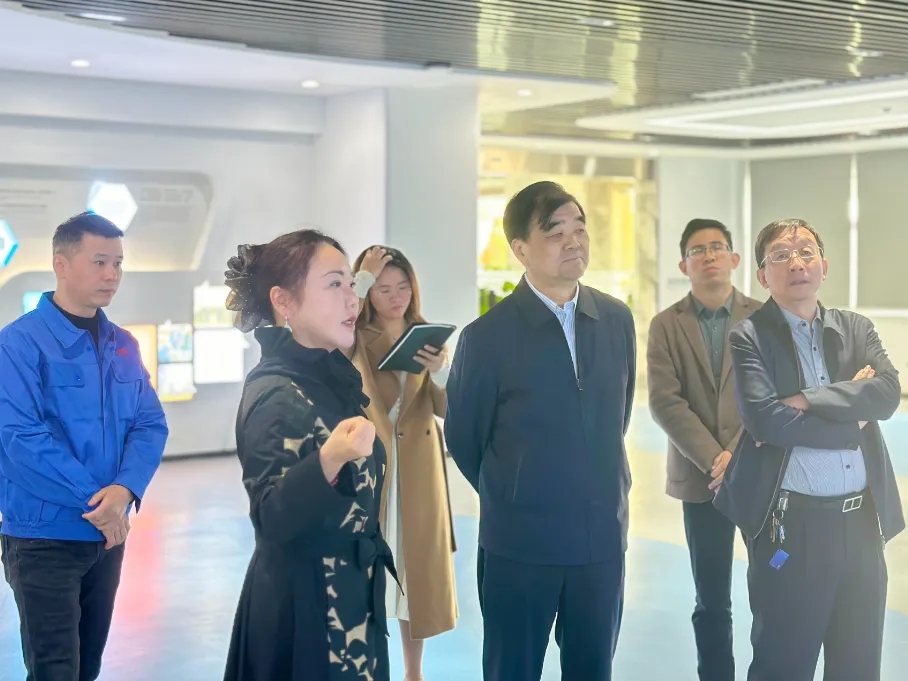 江蘇省環(huán)保產(chǎn)業(yè)研究會(huì)陳蒙蒙會(huì)長(zhǎng)、陳志鵬副會(huì)長(zhǎng)一行蒞臨協(xié)昌環(huán)保考察調(diào)研插圖2 江蘇省環(huán)保產(chǎn)業(yè)研究會(huì)陳蒙蒙會(huì)長(zhǎng)、陳志鵬副會(huì)長(zhǎng)一行蒞臨協(xié)昌環(huán)保考察調(diào)研插圖2